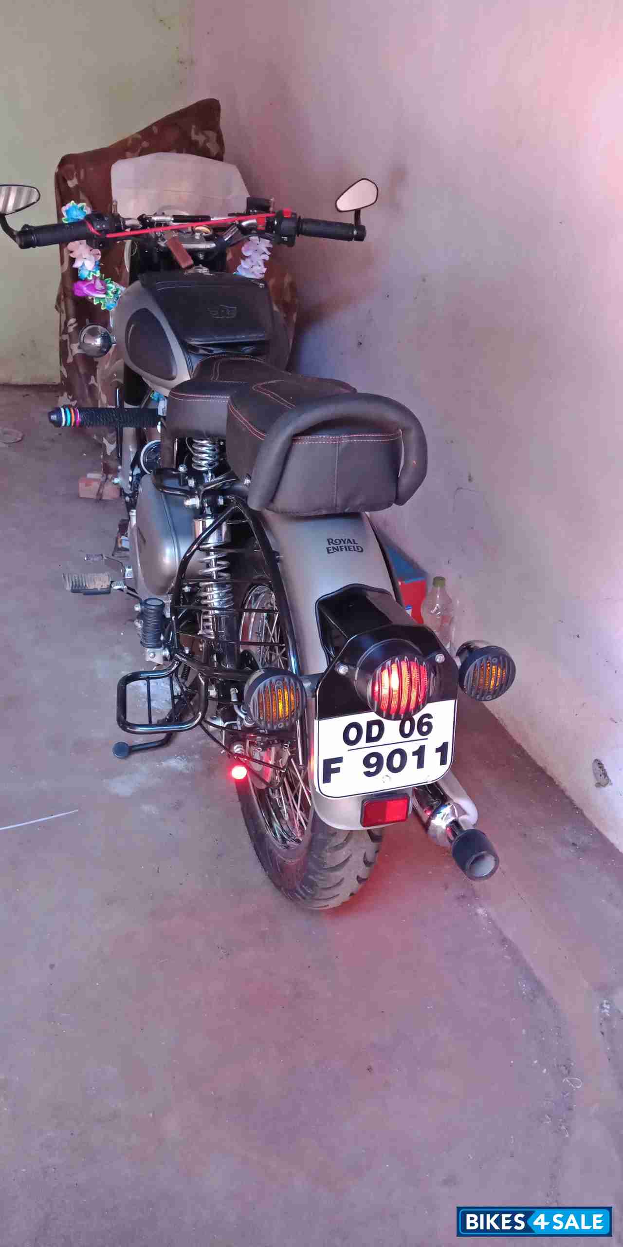 Royal Enfield Classic Gunmetal Grey