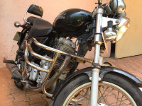 Black Royal Enfield Thunderbird 350
