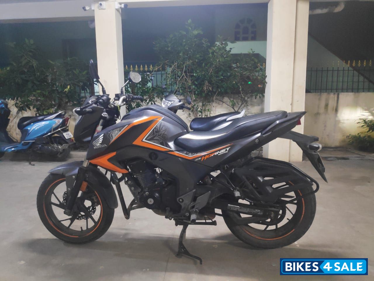 Honda CB Hornet 160R