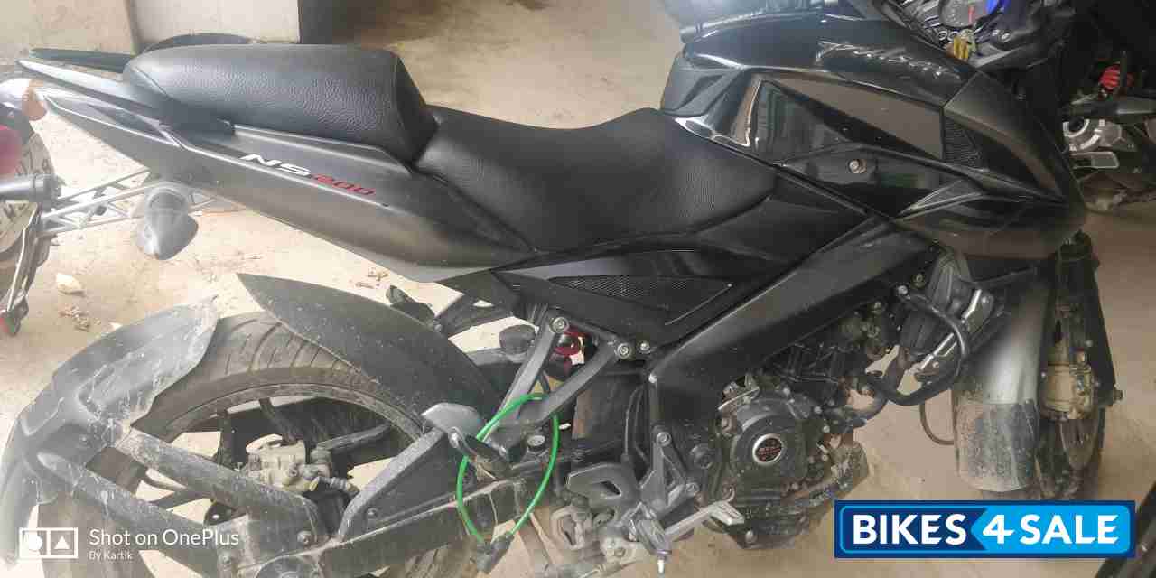 Bajaj Pulsar 200 NS