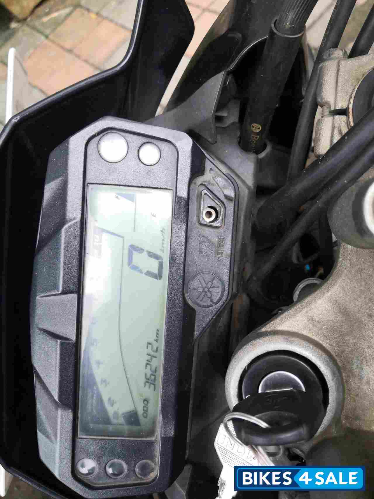 Blue Yamaha FZ-S FI V2