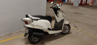 White Honda Aviator