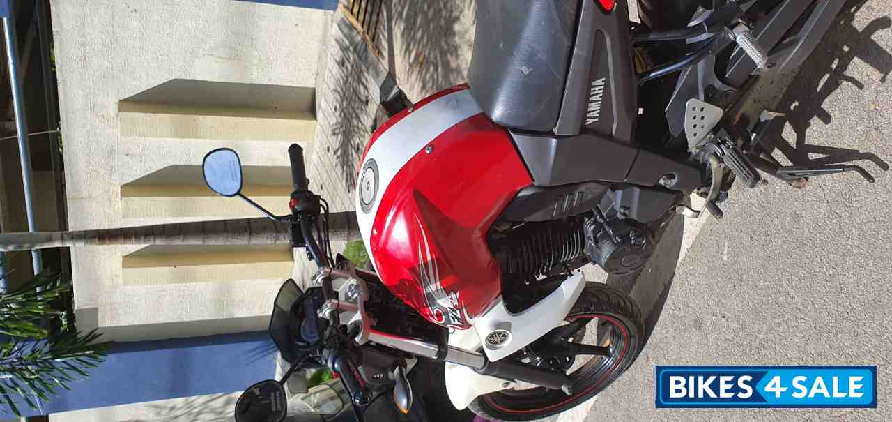 Red And White Yamaha FZ-S