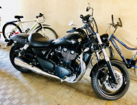 Triumph Thunderbird Storm