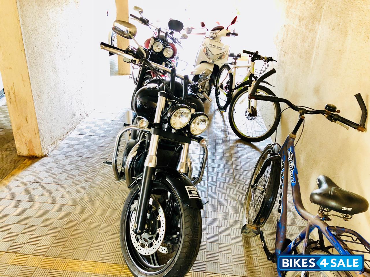 Triumph Thunderbird Storm