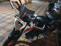 KTM Duke 200