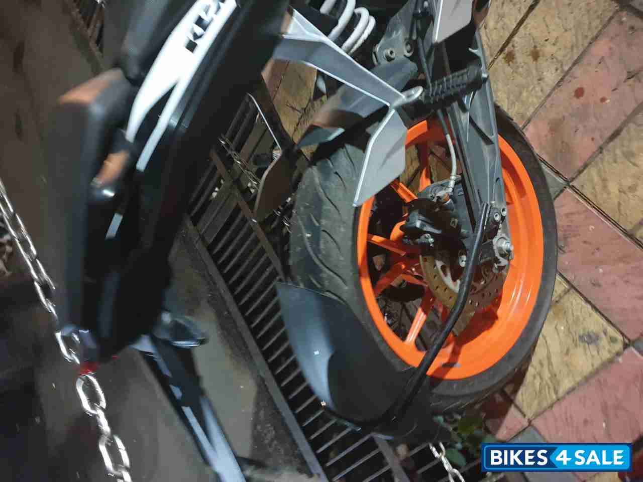 KTM Duke 200