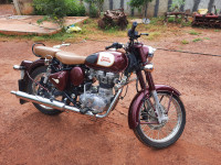 Maroon Royal Enfield Classic 350