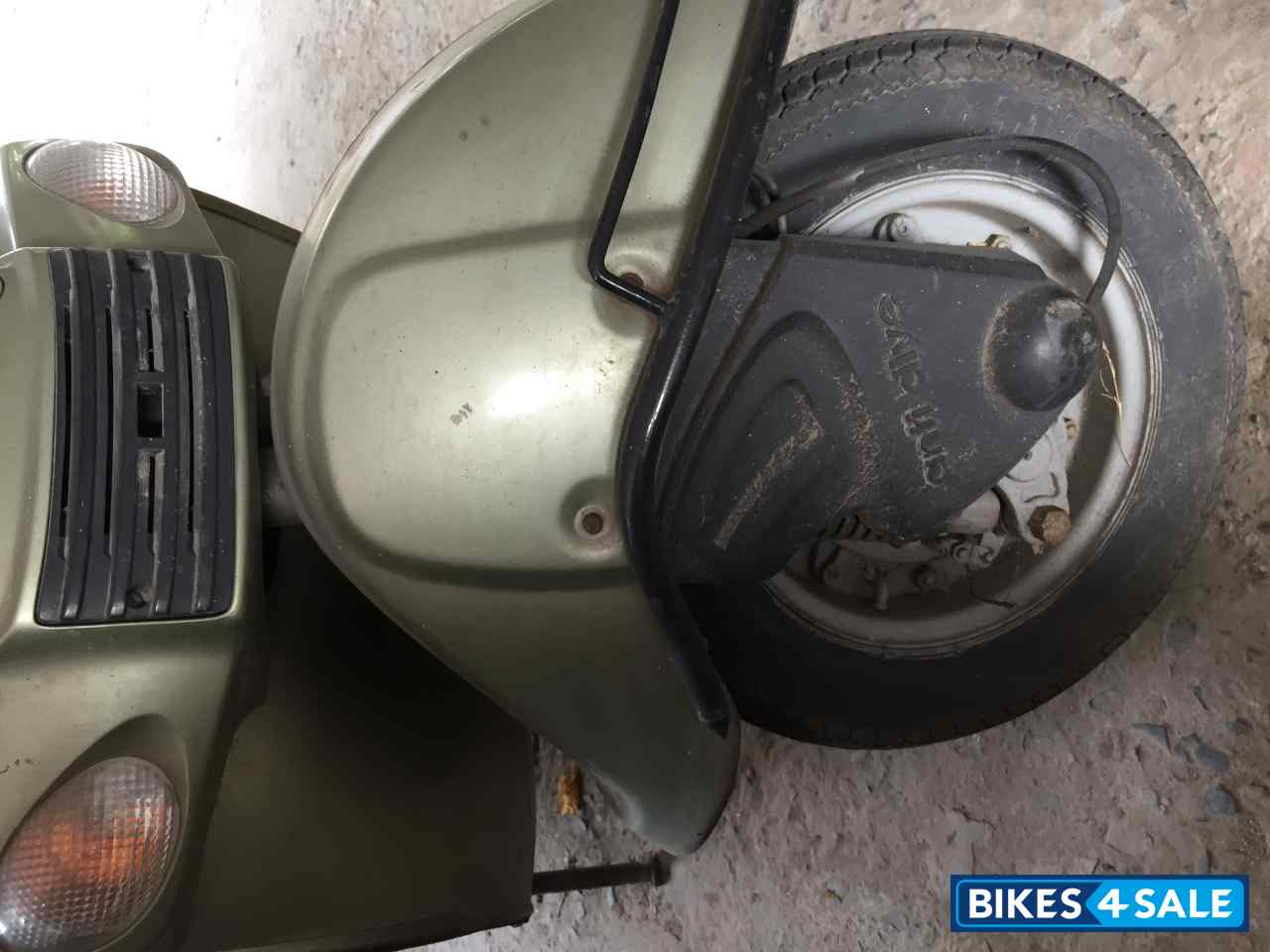 Bottle Green Bajaj Bravo