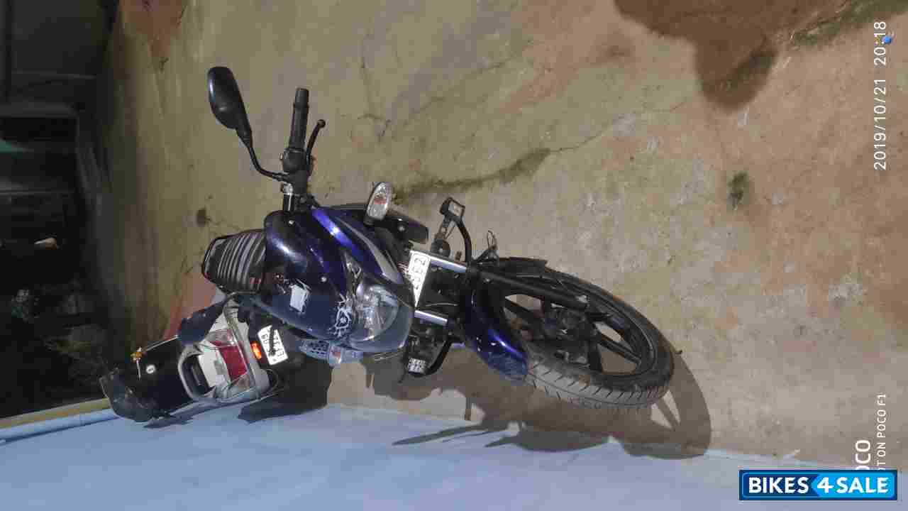 Blue Bajaj Pulsar 150 DTSi Blue Bajaj Pulsar 150 DTSi