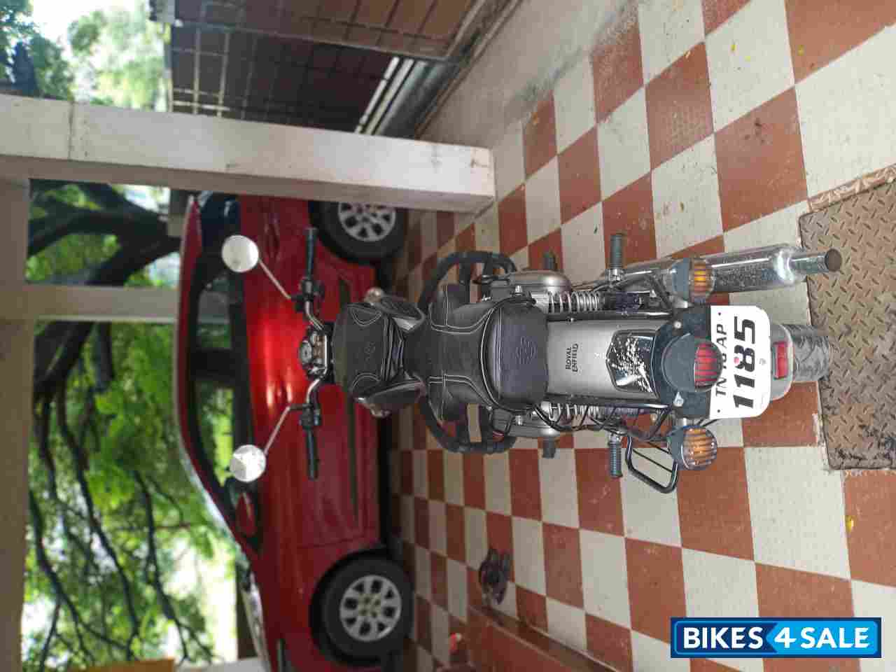 Gun Metal Grey Royal Enfield Classic Gunmetal Grey