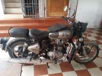 Gun Metal Grey Royal Enfield Classic Gunmetal Grey