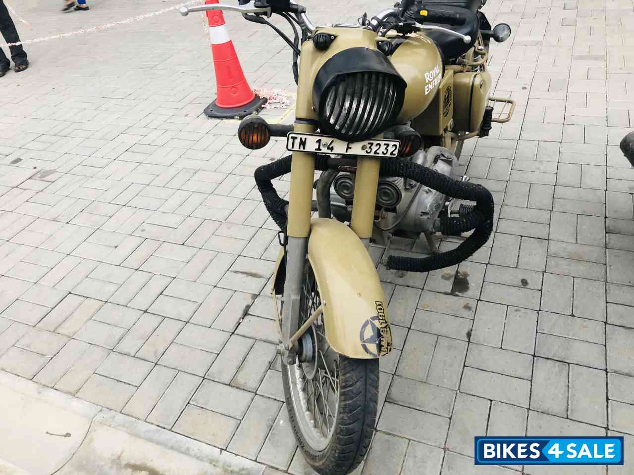 Royal Enfield Classic Desert Storm Royal Enfield Classic Desert Storm