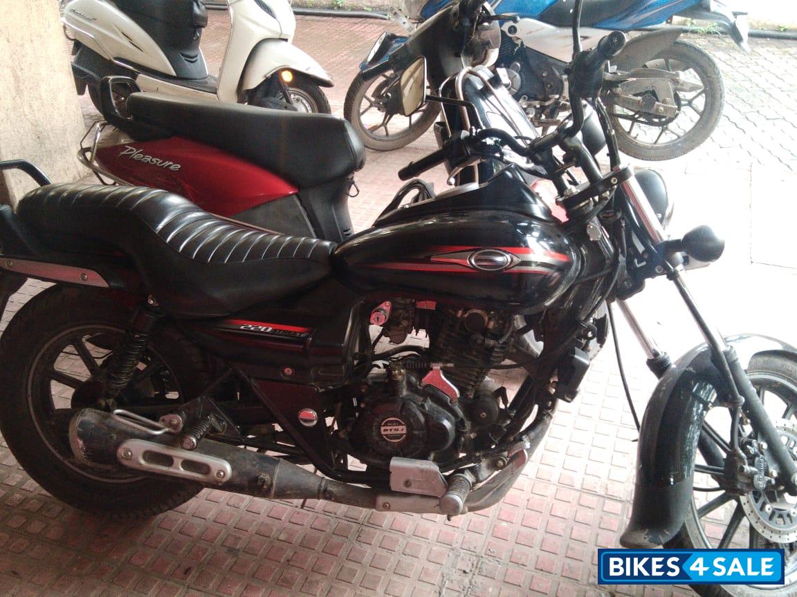 Bajaj Avenger Street 220