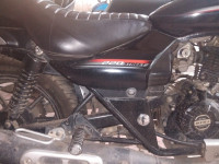 Bajaj Avenger Street 220