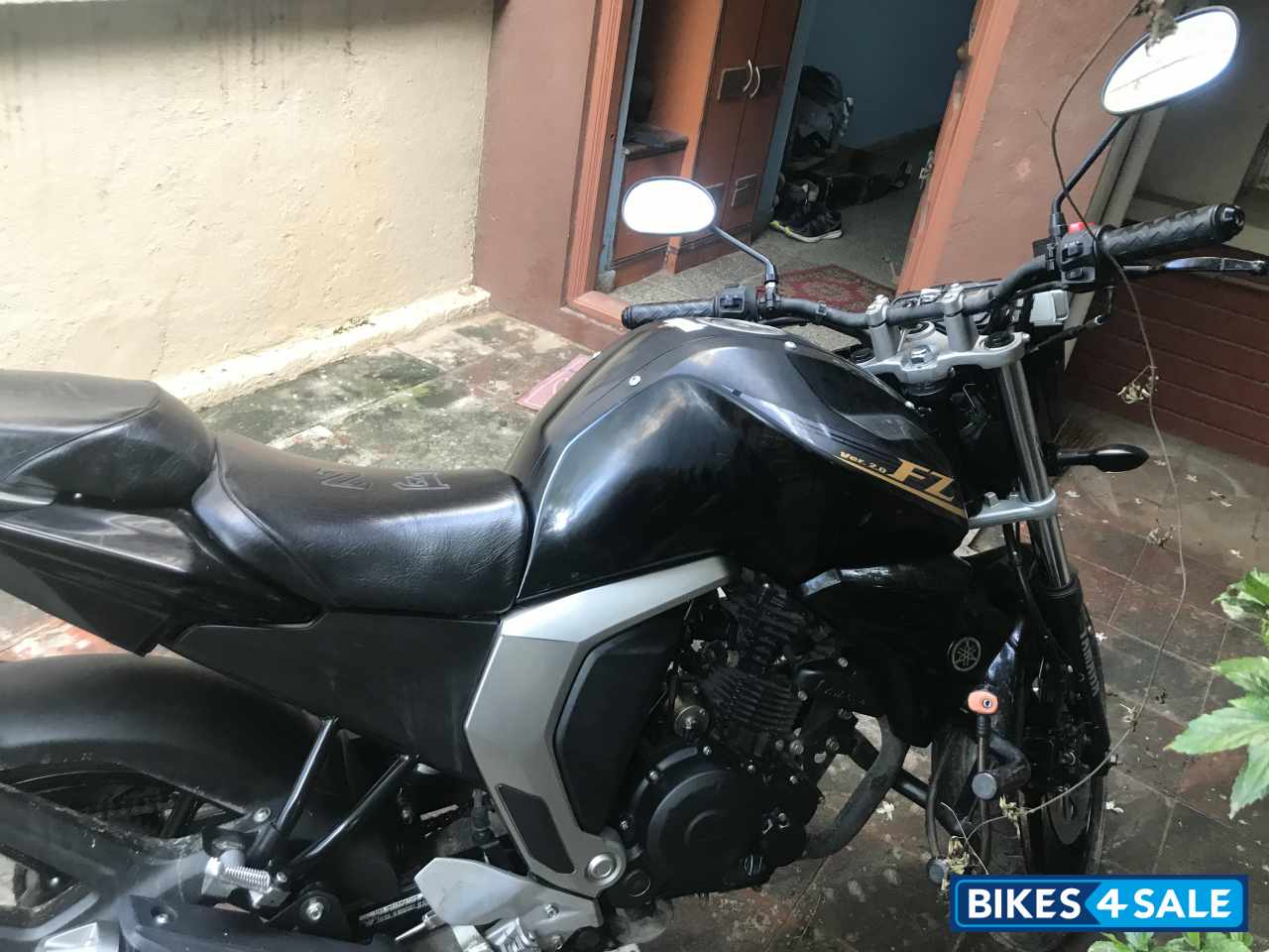 Yamaha FZ-S FI V2 Yamaha FZ-S FI V2