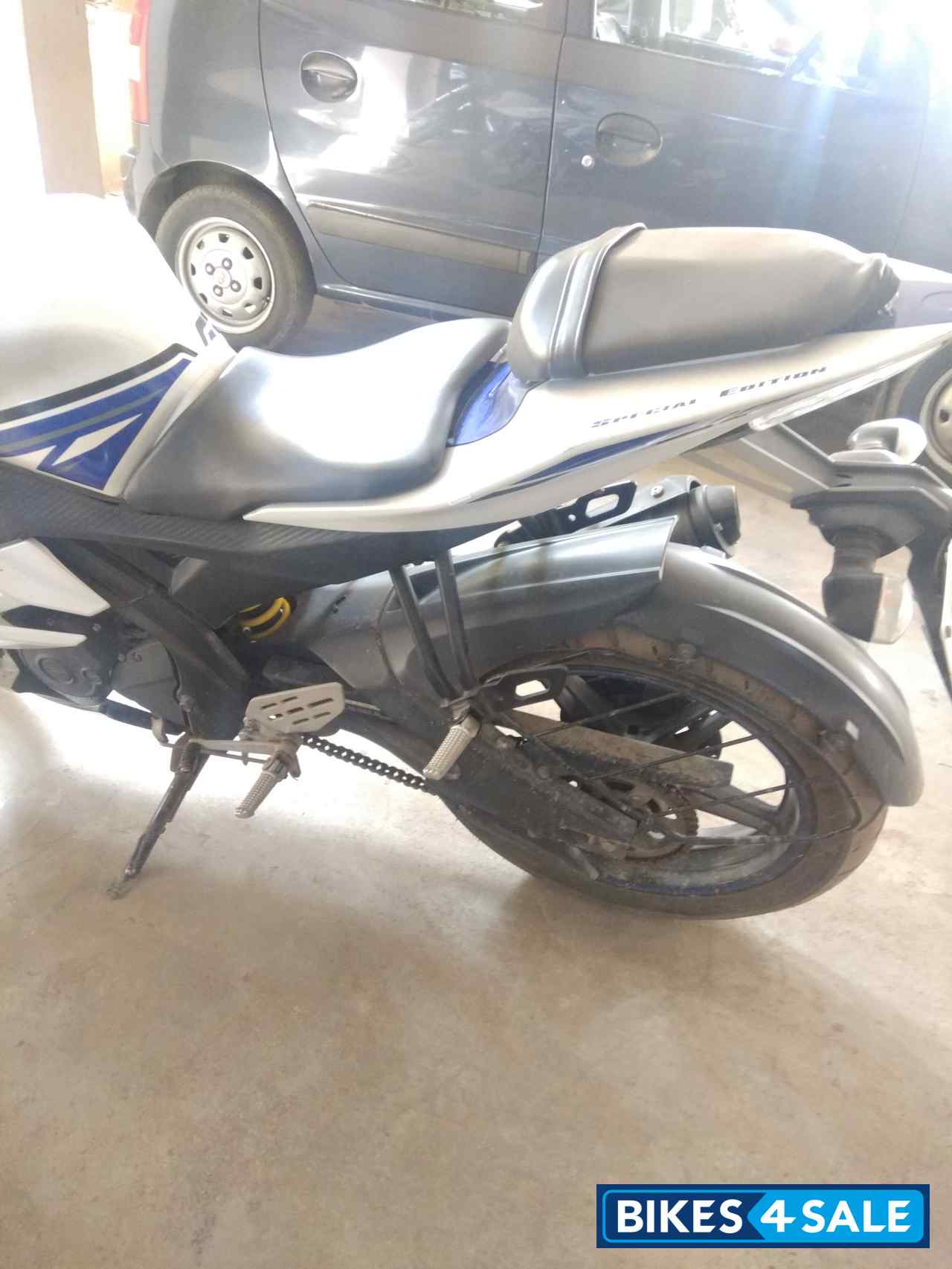 Yamaha YZF R15 V2