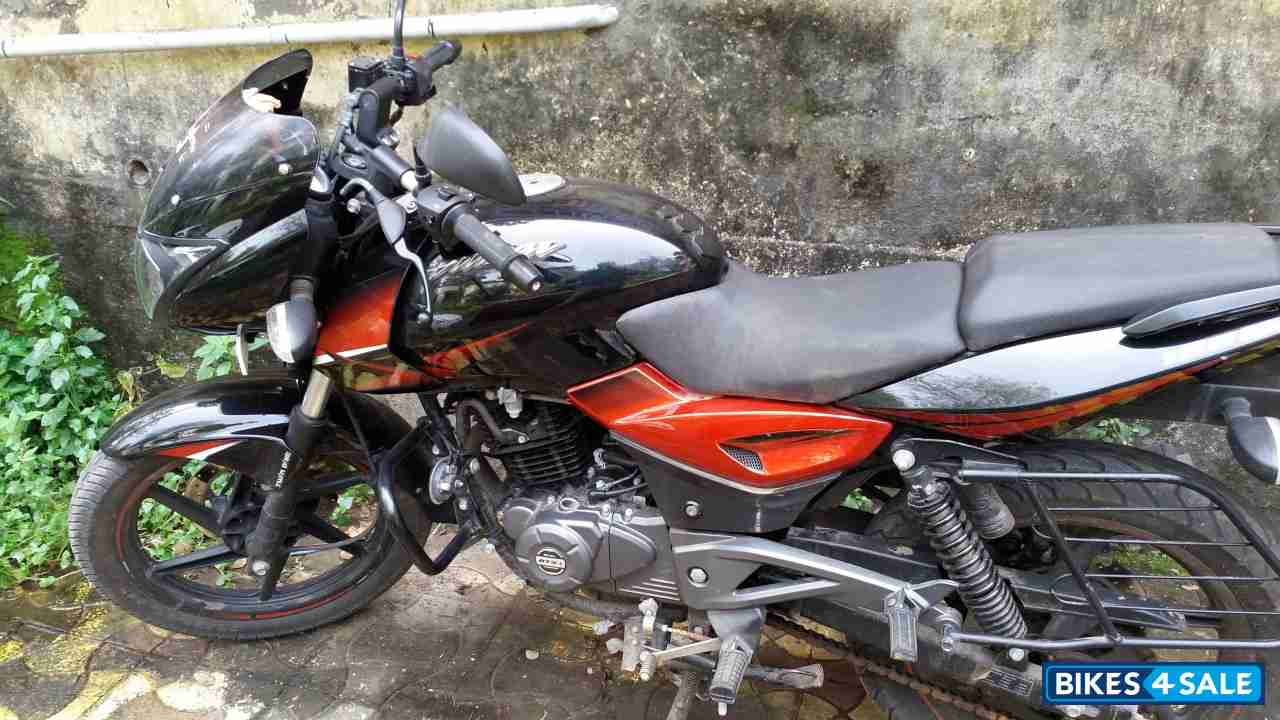 Bajaj Pulsar 150 Twin Disc