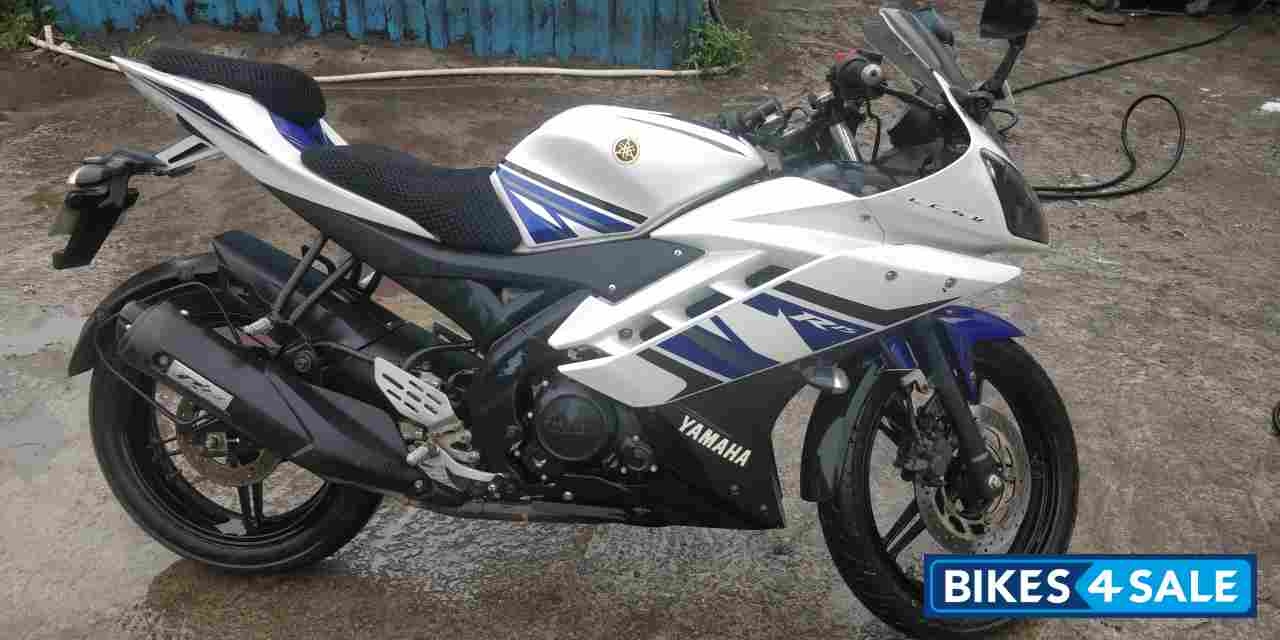 Yamaha YZF R15 V2