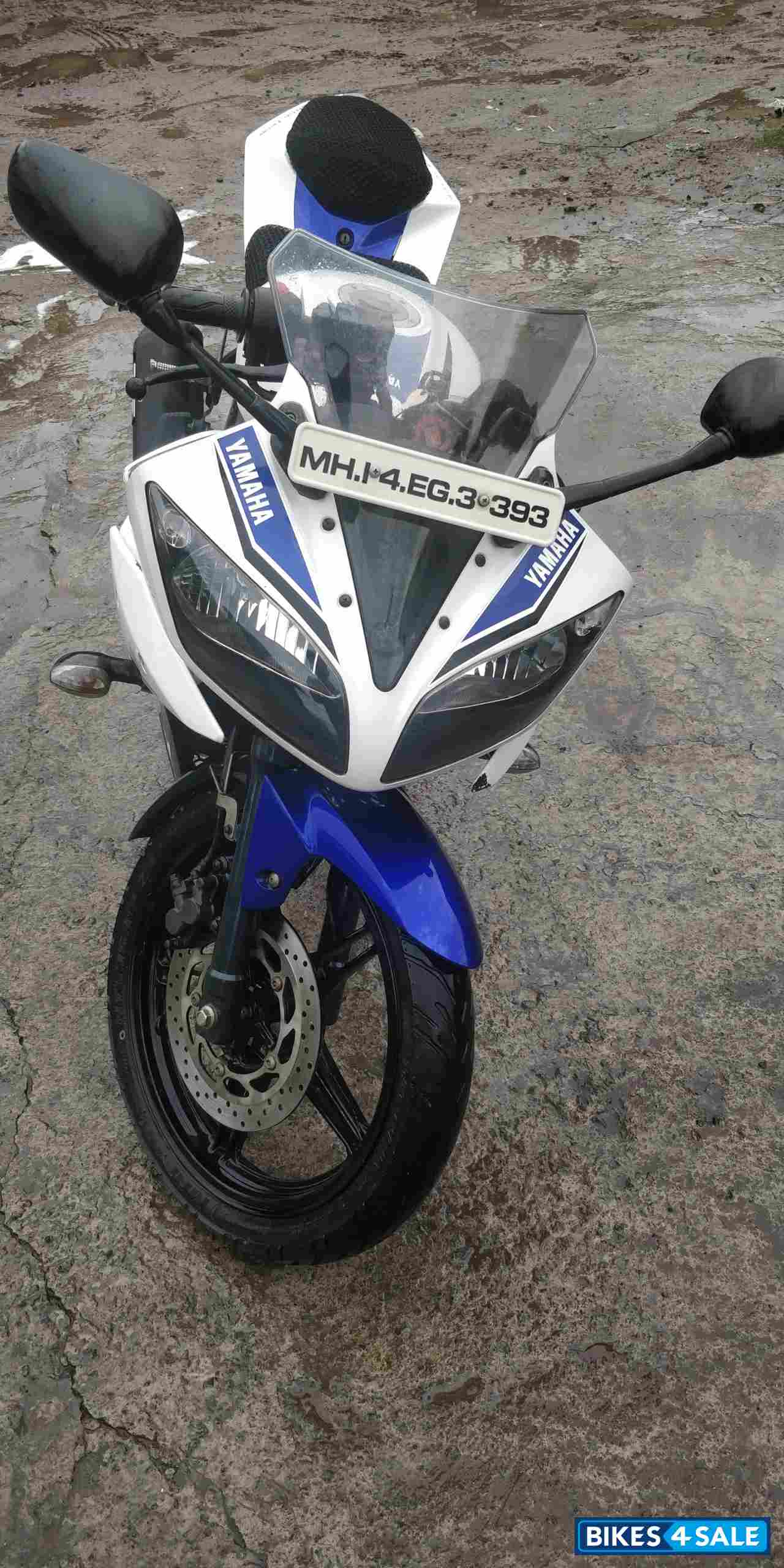 Yamaha YZF R15 V2