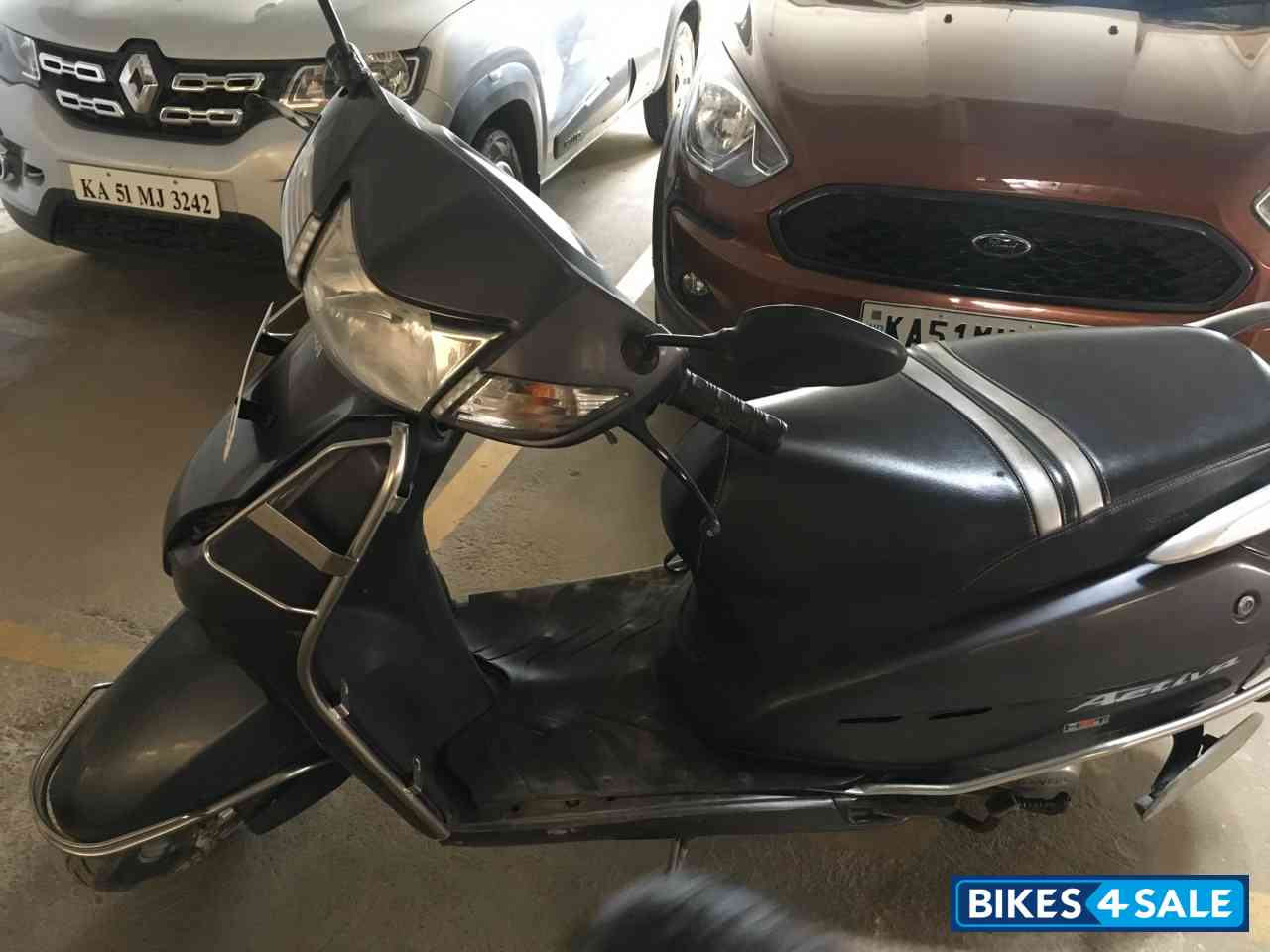 Grey Honda Activa