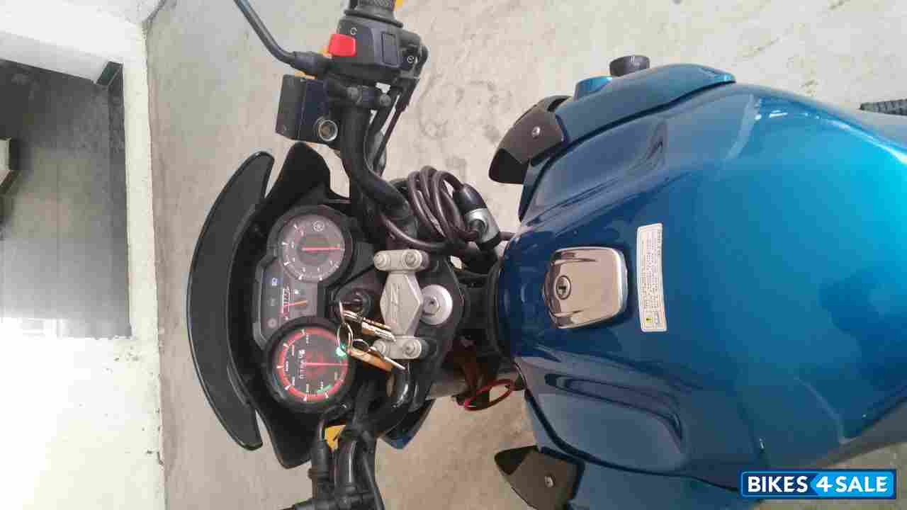 Cyan Blue Yamaha SZ-RR V2