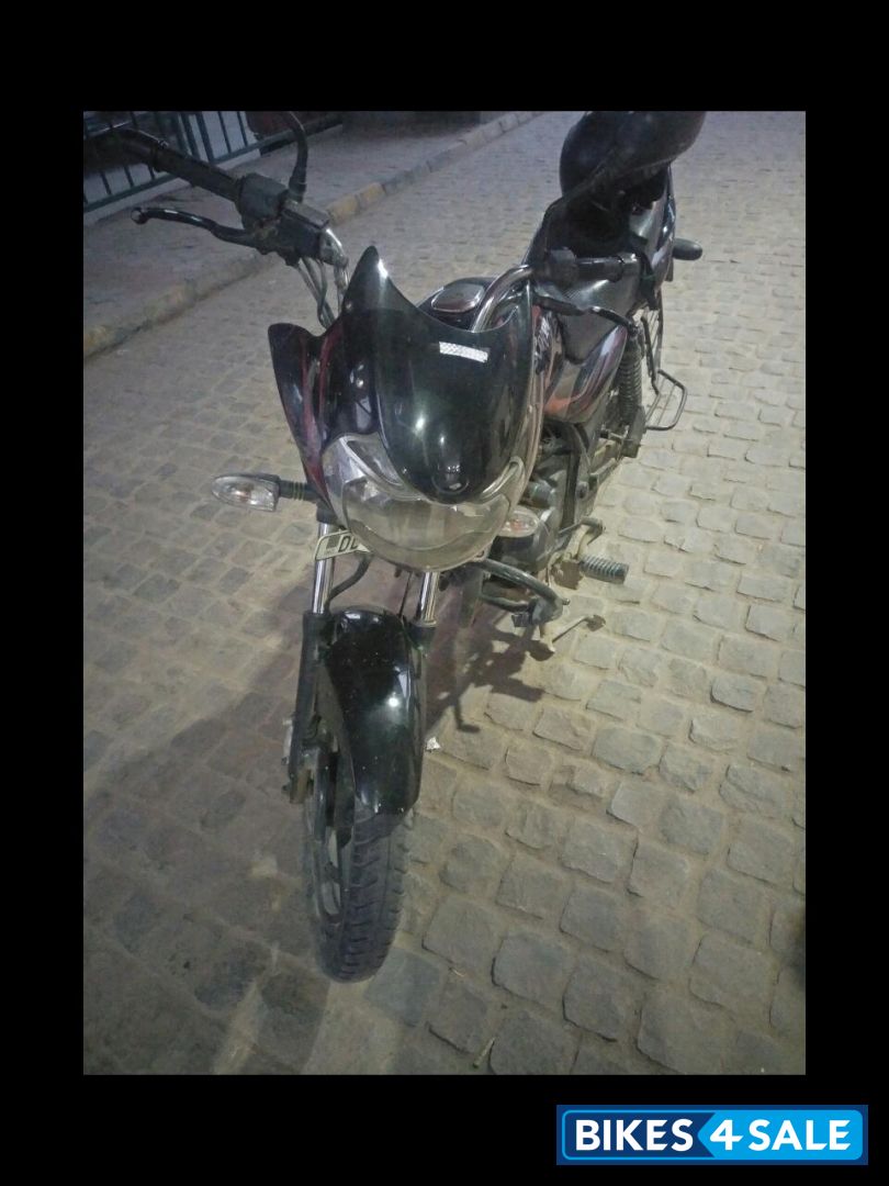 Black Bajaj Discover DTSi 125
