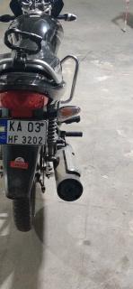 Black Honda CB Shine