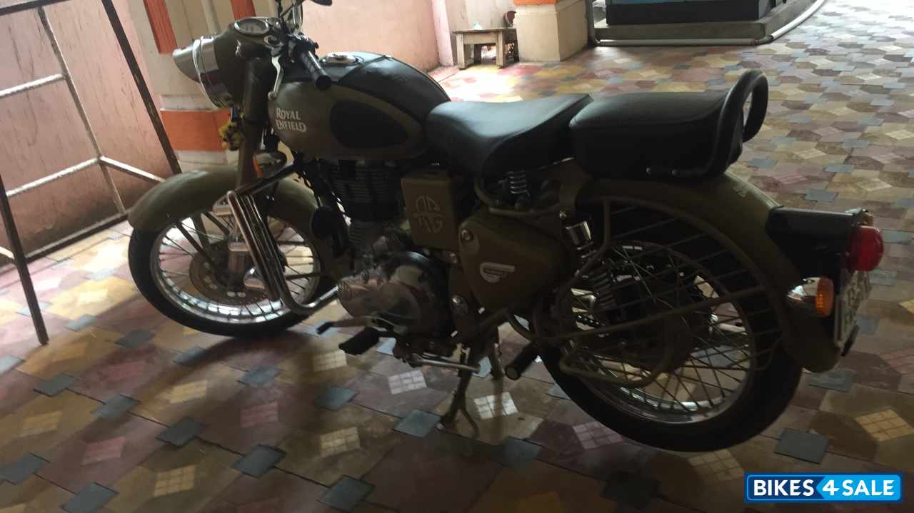 Royal Enfield Classic Desert Storm