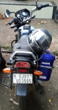 Black-blue Bajaj CT 100 ES