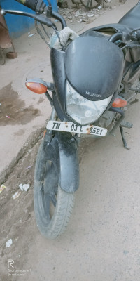 Black Honda Dream Neo