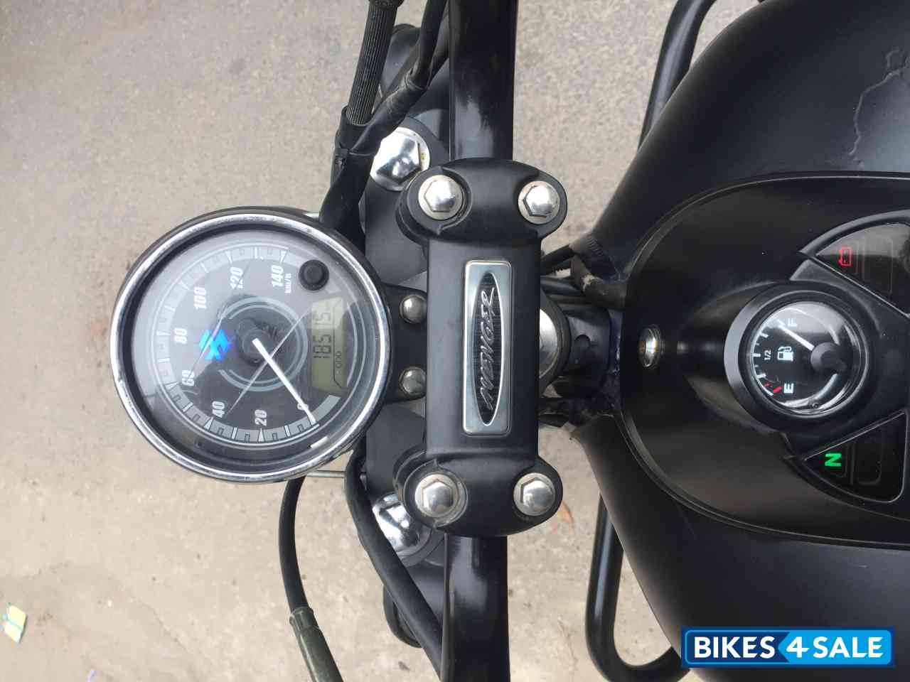 Blue Bajaj Avenger Street 150