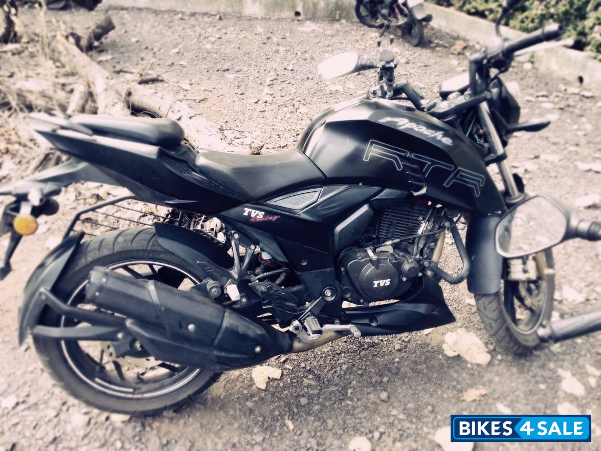 Matte Black TVS Apache RTR 200 4V Matte Black TVS Apache RTR 200 4V