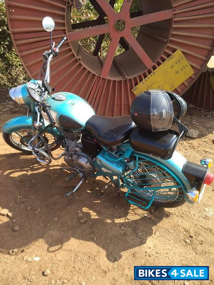 Royal Enfield Classic 500