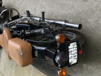 Black Royal Enfield Classic 350