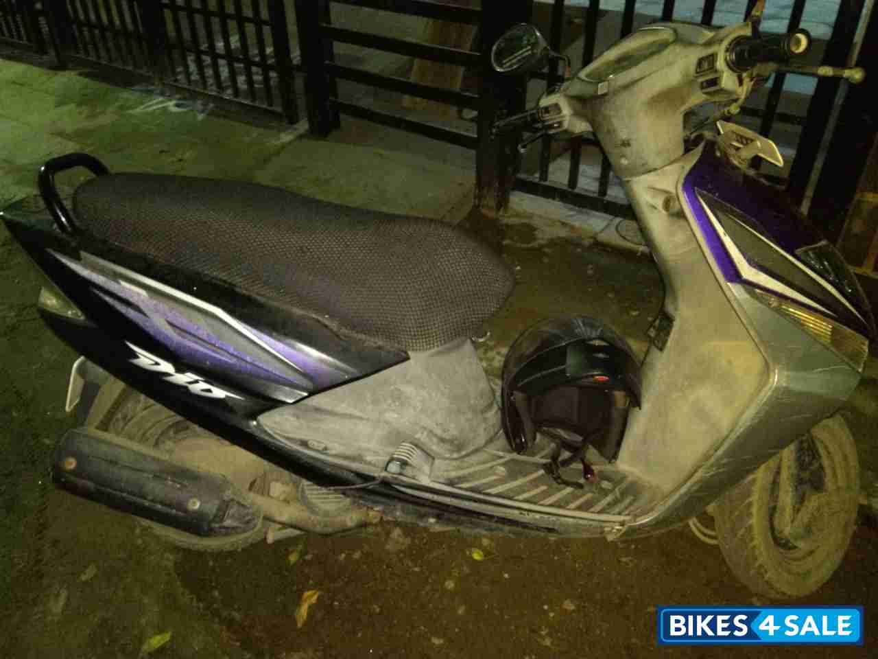 Used 2011 model Honda Dio for sale in Tamil Nadu. ID 246738 Bikes4Sale