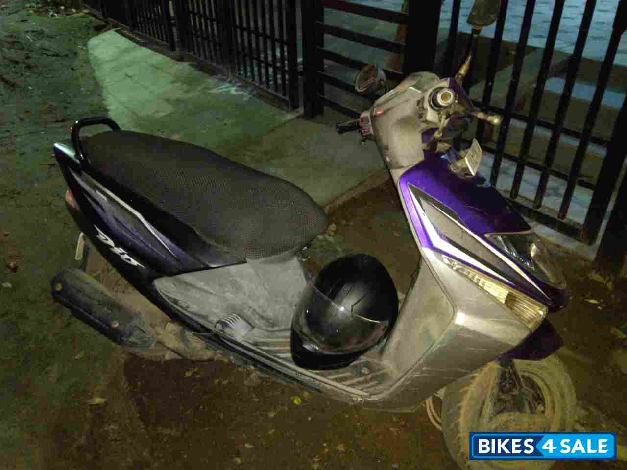 Used 2011 model Honda Dio for sale in Tamil Nadu. ID 246738 Bikes4Sale