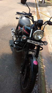 Matt Black Bajaj Avenger Street 220