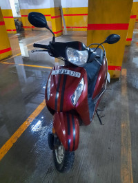Dark Red Honda Activa i