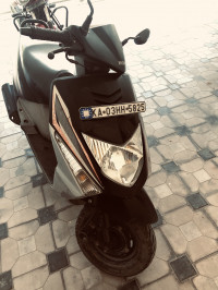 Black Honda Dio