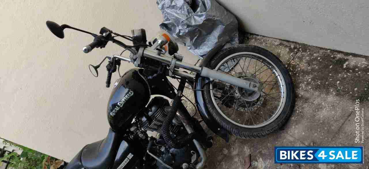Flicker Black Royal Enfield Thunderbird TwinSpark 350 Flicker Black Royal Enfield Thunderbird TwinSpark 350