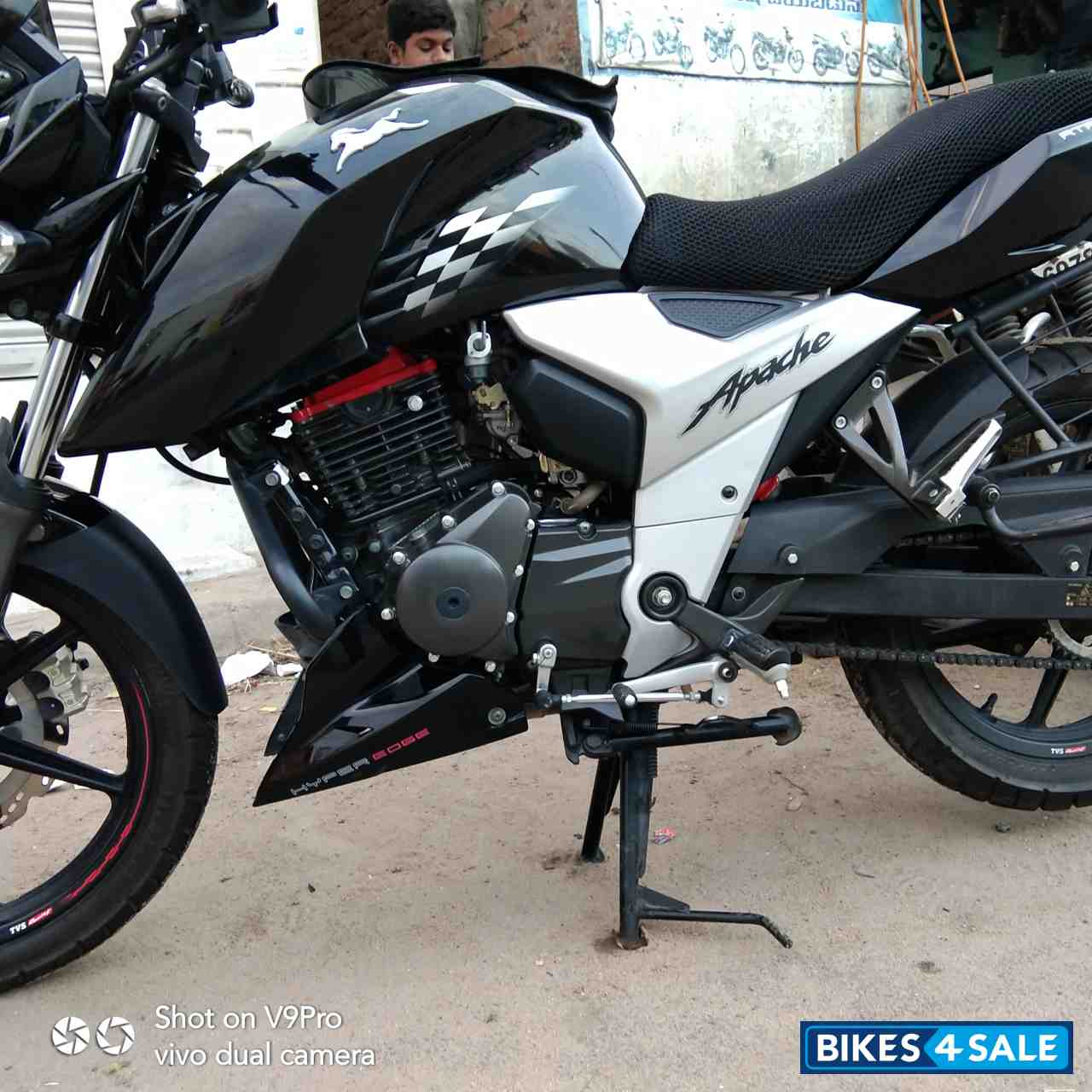 Used 2018 Model Tvs Apache Rtr 160 4v For Sale In Anantapur Id 246920 Black White Colour Bikes4sale