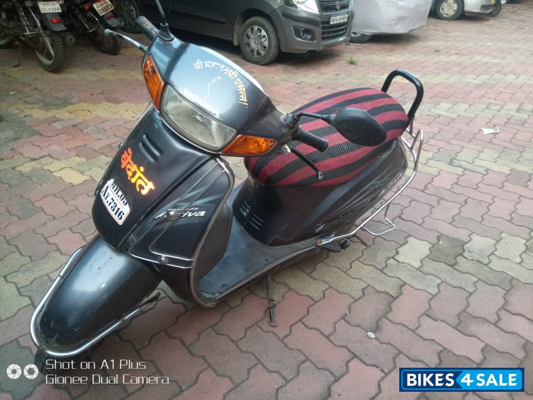 Grey Honda Activa