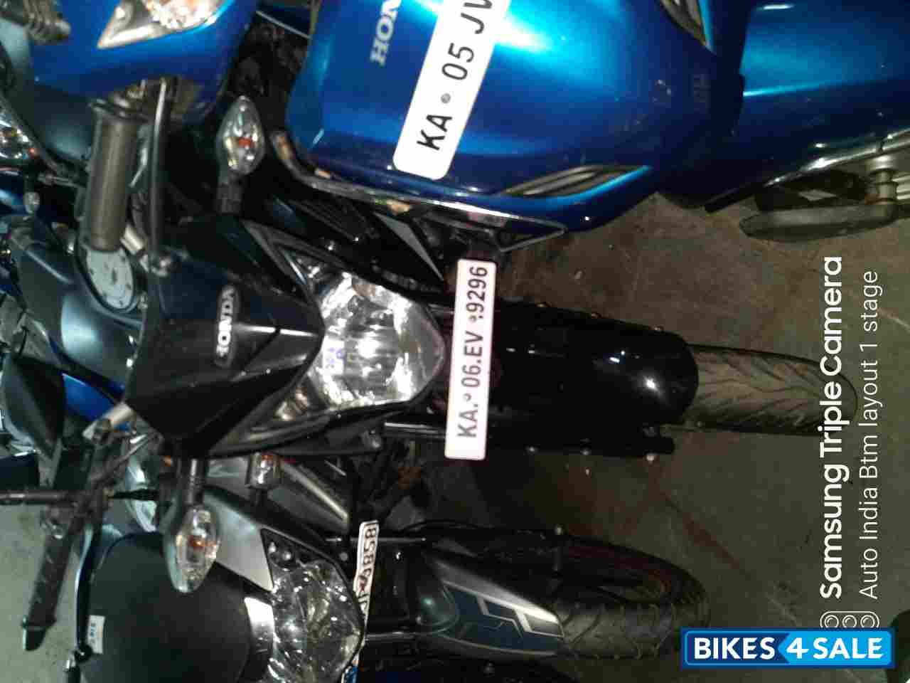 Honda CB Hornet 160R