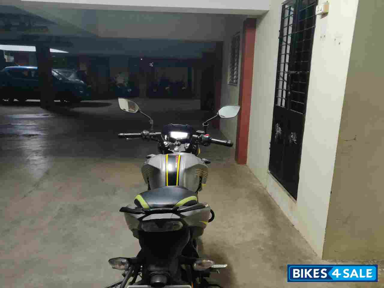 Grey TVS Apache RTR 200 4V Race Edition 2.0