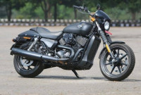 Matt Black Harley Davidson Street 750