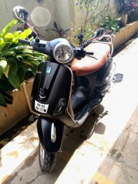 Matt Black Vespa VXL 125