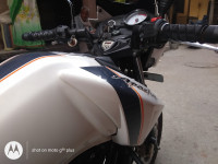 White TVS Apache RTR 160