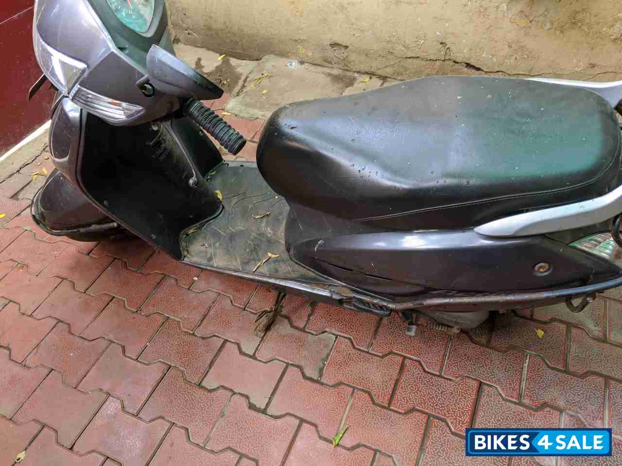 Grey Honda Activa