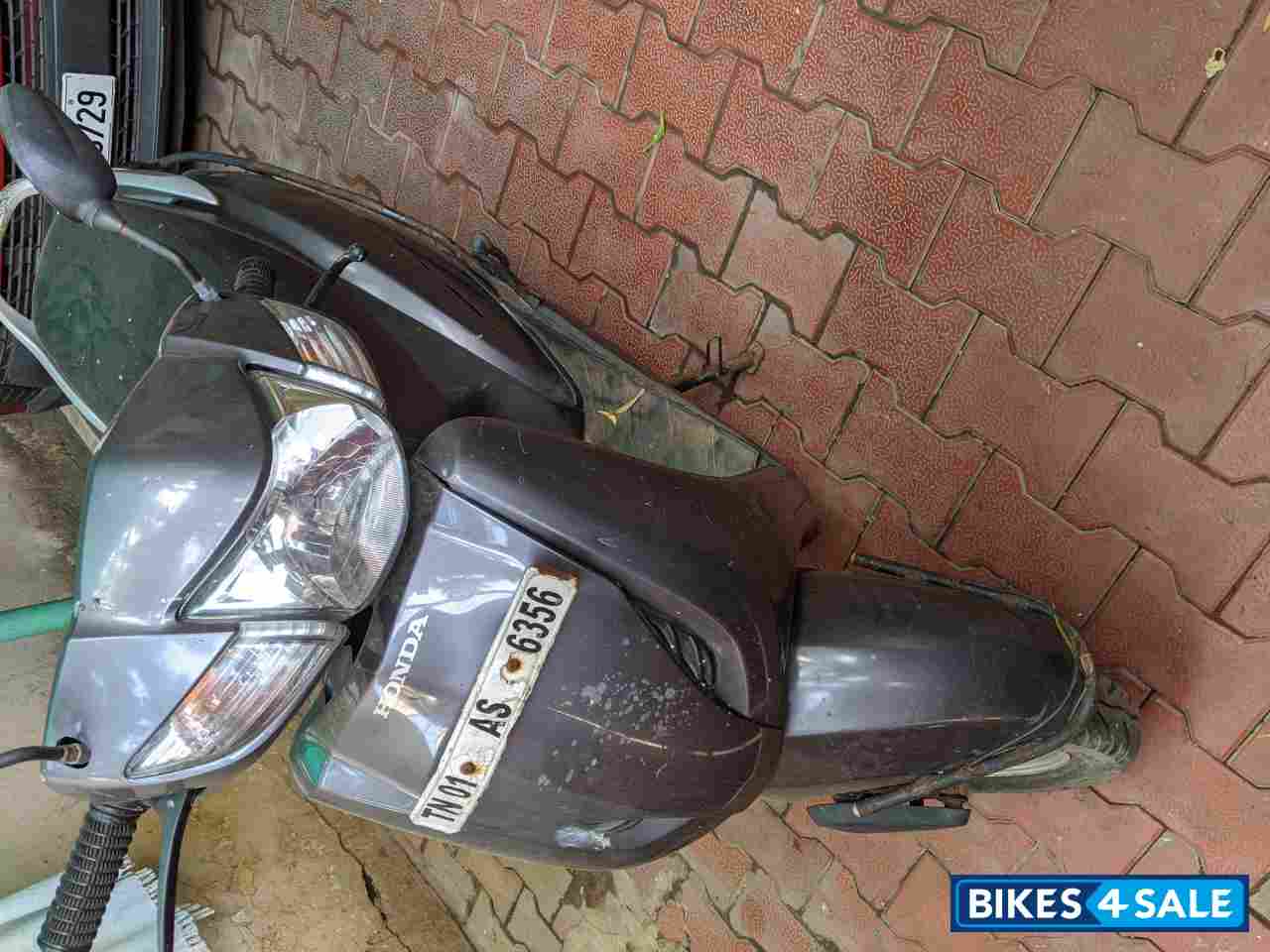 Grey Honda Activa